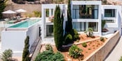 Five Bedroom Villa Overlooking Mediterranean Water