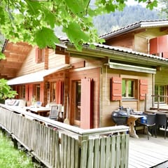 Exclusive, Charming 4 Bedroom Chalet near Gstaad