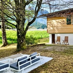 Charming Alpine Chalet in Rougemont