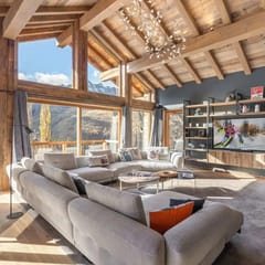 Panoramic Mountain apartment With stunning view