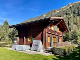 Charming Chalet With Splendid Views Near Gstaad