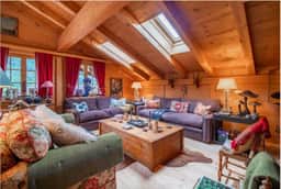 Charming Top floor 4 BR apartment 190m2 with amazing view