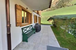 Elegant Apartment with Panoramic Valley View