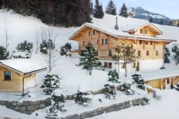 Beautiful Modern Chalet in the Nature Gstaad Region - Image 2