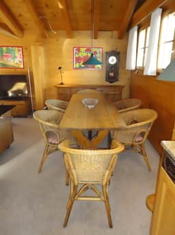 Top Floor Chalet with Balcony and Parking in Saanen