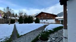Gstaad Luxurious Flat With Terrace & Stunning Views - Image 3