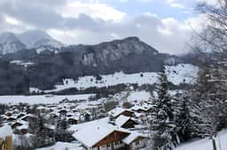 High Mountain Chalet - Great Views!