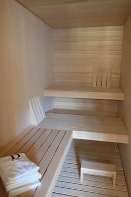 Luxury Chalet with Spa and stunning views !