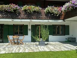 Park Hotel Residence Luxurious Garden Apartment