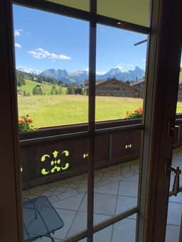 Ski In Luxury Chalet For Unforgettable Stay