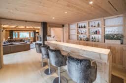 Super private Luxury Chalet with Hotel facilities