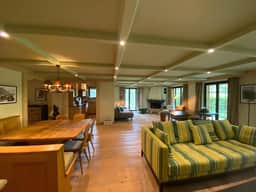 Spa Chalet in Ground Floor Cozy Duplex