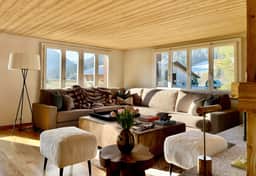 Alpine Haven 3-bedroom Chalet in Gstaad