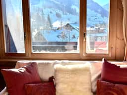 Luxurious 4-Bedroom Chalet in Gstaad