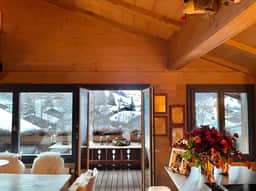 Modern and Bright Apartment in Gstaad Centre