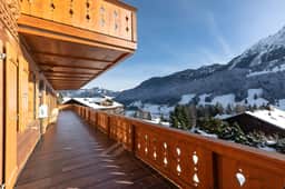 Alpine Luxury Flat in Rougemont - Image 3