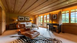 Luxurious 5 Bedroom Chalet With Modern Charm