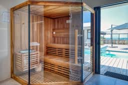 Oceanfront Luxury Retreat With Heated Pool