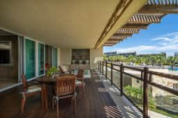 Luxurious 2 Bed Villa And 2 Jacuzzis