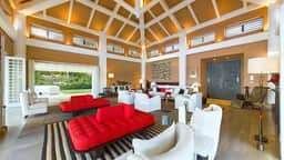 Luxury Retreat Near Gouverneur Beach