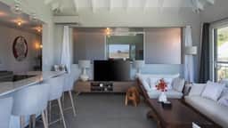 Luxury Stay With Scenic Island Views