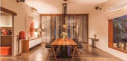 Spacious City Villa Near Old Market
