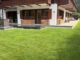 Spacious Garden Chalet With Modern Comforts