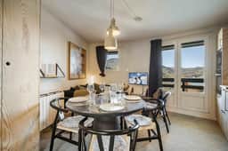 Cozy Apartment for Alpine Adventures