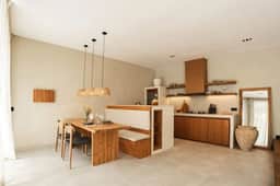 Spacious One Bedroom Luxury Retreat - Image 4