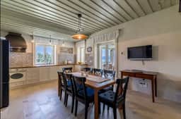 Beautiful Villa Overlooking Adriatic And Hvar - Image 5