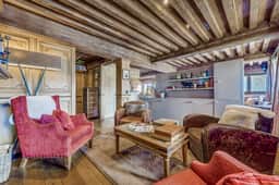 Luxury Chalet With Stunning Mountain Views - Image 3