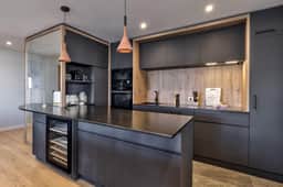 A Refined Four-bedroom Mountain Escape - Image 5