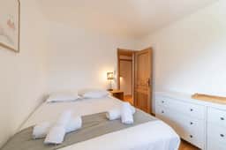Panoramic Mountain Views From Alpine Apartment - Image 2