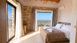 Peaceful Retreat With Breathtaking Cretan Views - Image 3