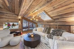 Peaceful Megève Duplex Near Resort Centre - Image 2