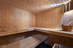 Alpine Chalet Near Rochebrune With Jacuzzis - Image 3