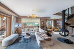 Refined Megève Duplex With Terrace Views - Image 2