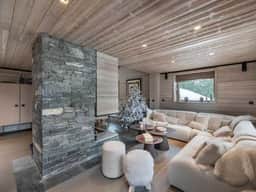 Elegant Six Bedroom Chalet Near Megève - Image 2