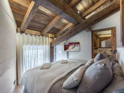 Chalet Near Slopes With Indoor Pool - Image 3