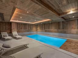 Luxury Mountain Chalet With Indoor Pool - Image 3