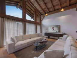 Luxury Mountain Chalet With Indoor Pool - Image 4