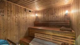 Spacious Mountain Loft With Wellness Amenities - Image 3