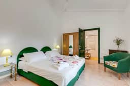 Villa Roses Tuscany Retreat with Private Pool - Image 2