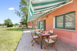 Villa Roses Tuscany Retreat with Private Pool - Image 4