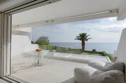 Beachfront 4 BR Villa with Private Pool - Image 4