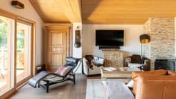 Alpine Escape With Private Hot Tub - Image 5