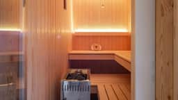 Alpine Escape With Private Hot Tub - Image 3
