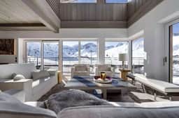 Spacious Tignes Apartment With Private Jacuzzi - Image 2