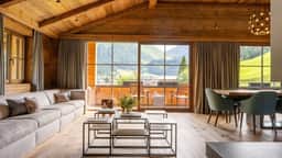 Stylish Six Bedroom Retreat With Cinema - Image 3