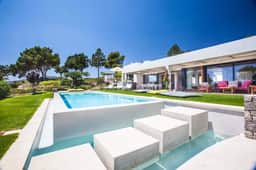 Relaxing Ibiza Home With Private Garden - Image 4